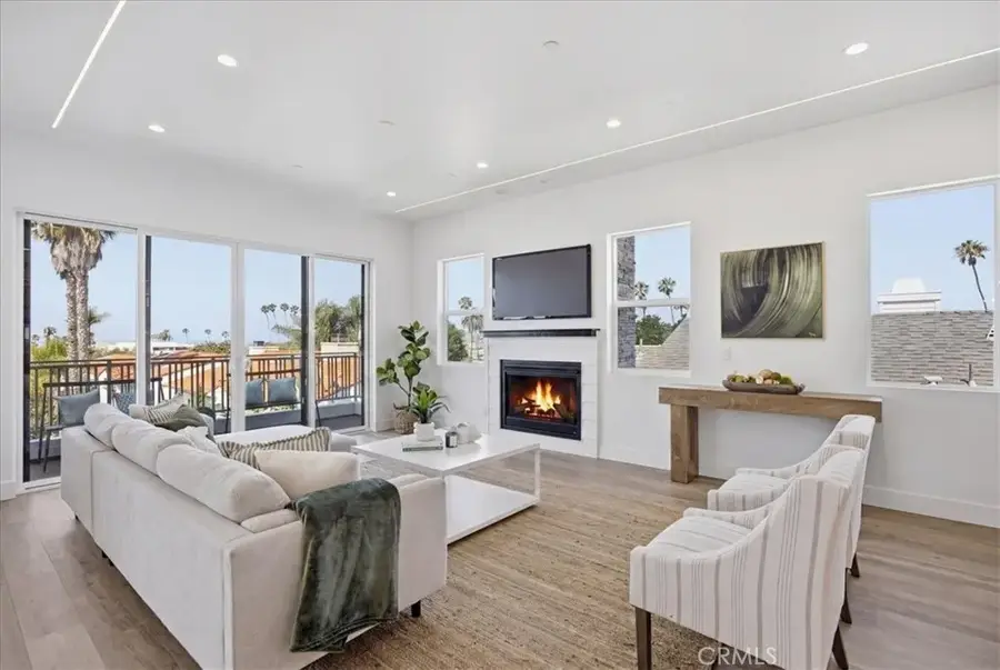 617 N Irena Avenue #C, Redondo Beach, CA 90277 - #2