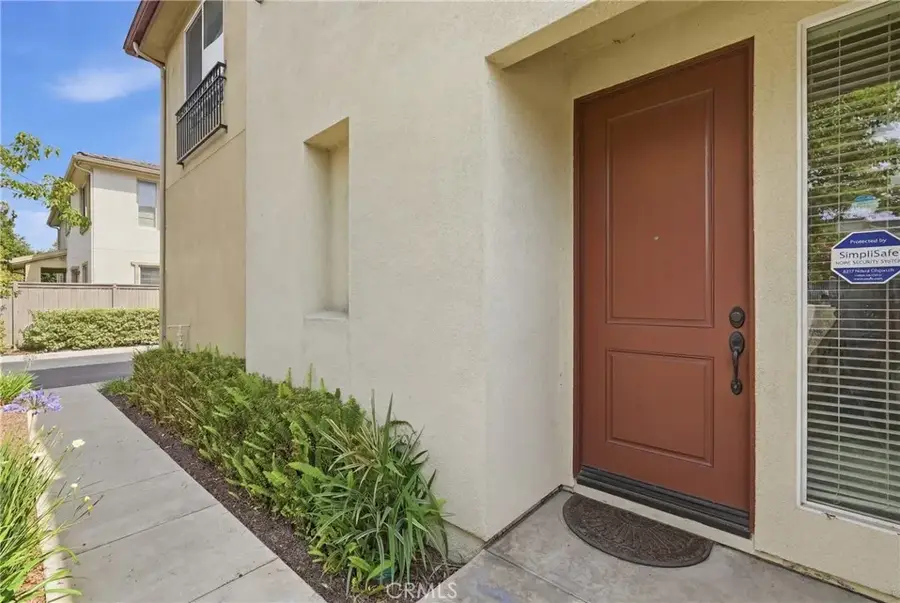 12001 Jackson Square Court, Hawthorne, CA 90250 - #3