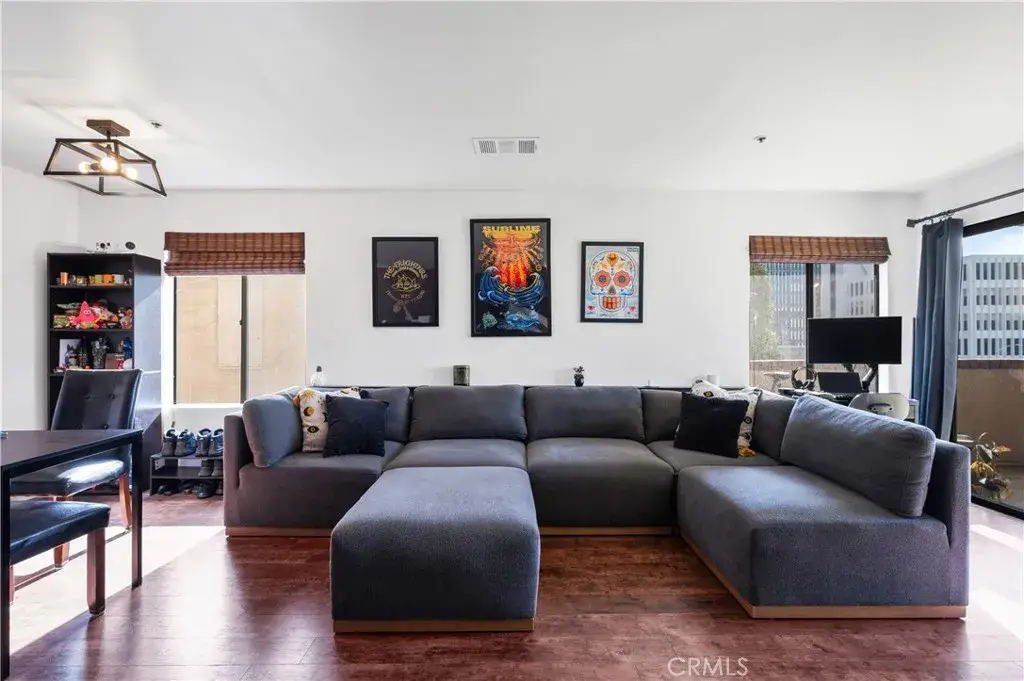 35 Linden Avenue #410, Long Beach, CA 90802 - #1