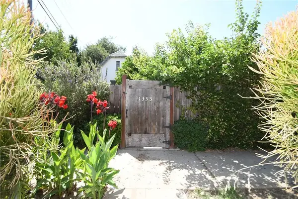1353 S Redondo, Los Angeles, CA 90019