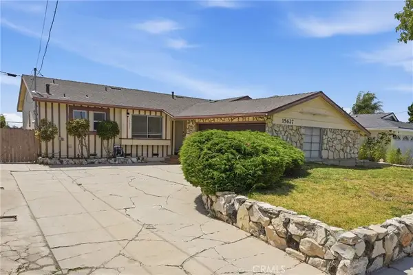 15627 E Prairie Avenue, Lawndale, CA 90260