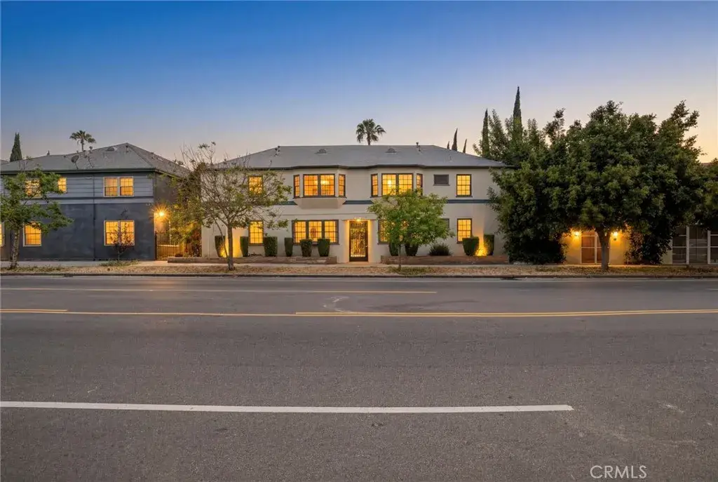 1215 S Fairfax Avenue, Los Angeles, CA 90019 - #1