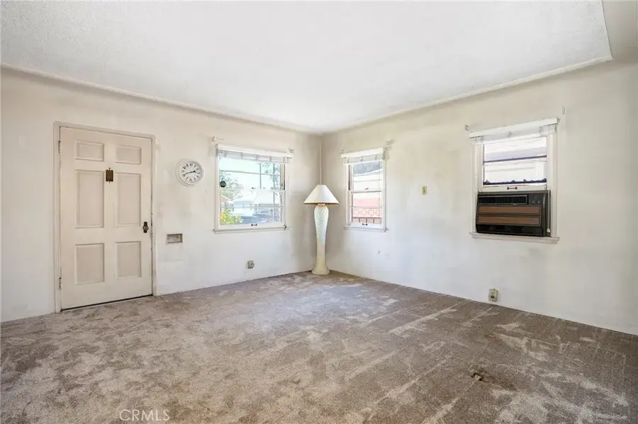10120 Hunt Avenue, South Gate, CA 90280 - #3