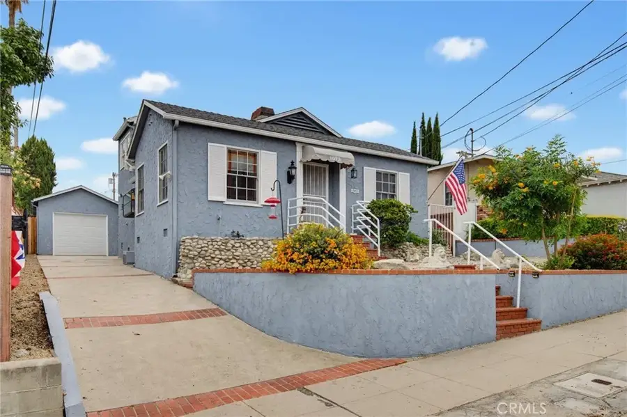 1073 W Upland Avenue, San Pedro, CA 90732 - #2