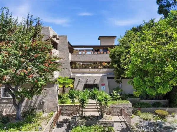 2501 W Redondo Beach #321, Gardena, CA 90249