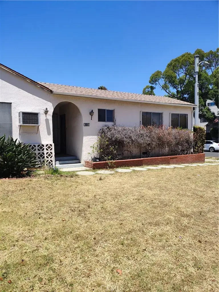 9203 Cattaraugus Avenue, Los Angeles, CA 90034 - #2