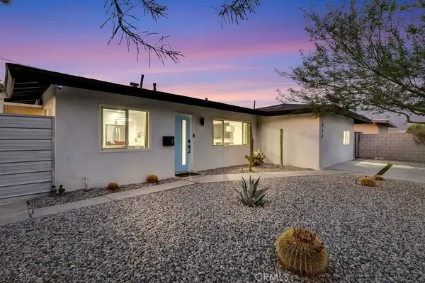 414 W Avenida Cerca, Palm Springs, CA 92262