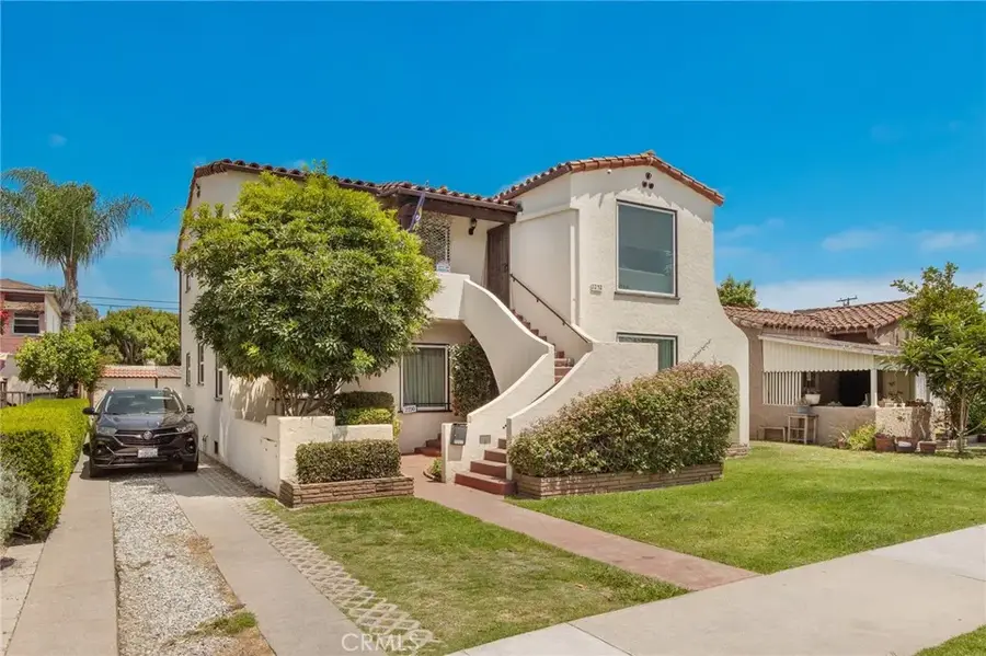 2250 Magnolia, Long Beach, CA 90806 - #2