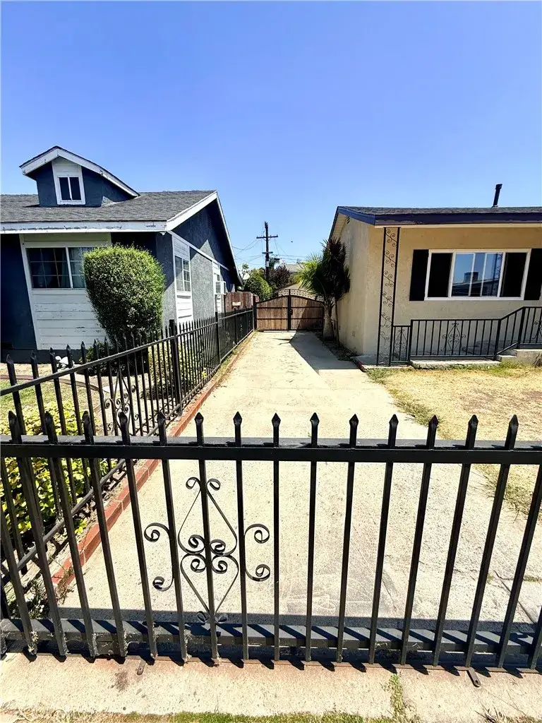 3533 W 134th, Hawthorne, CA 90250 - #3