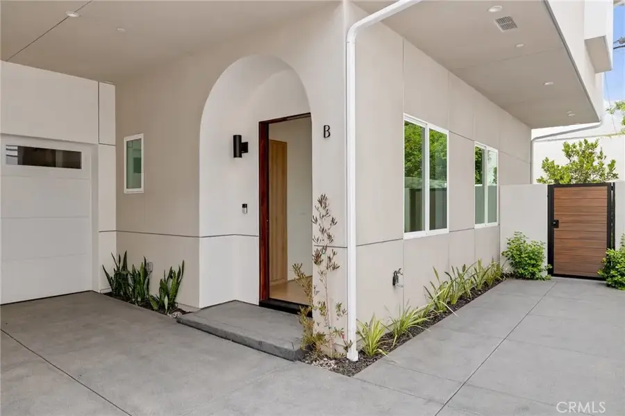 2413 Curtis Avenue #B, Redondo Beach, CA 90278 - #2