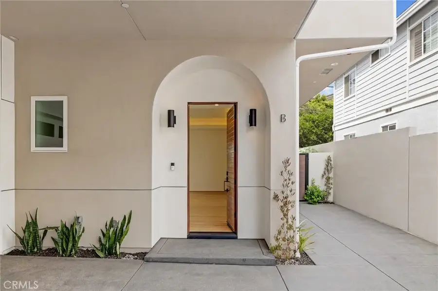 2413 Curtis Avenue #B, Redondo Beach, CA 90278 - #3
