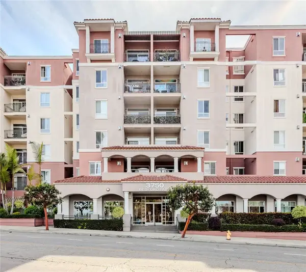 3750 Santa Rosalia Drive #207, Los Angeles, CA 90008