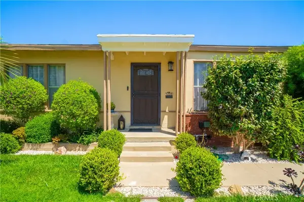 1208 S Stoneacre, Compton, CA 90221