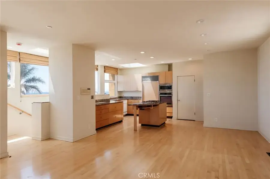 229 25th Place, Manhattan Beach, CA 90266 - #3