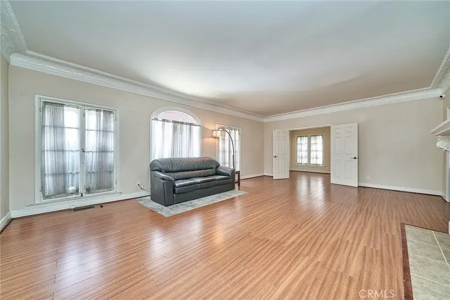 727 Crenshaw, Los Angeles, CA 90005 - #3