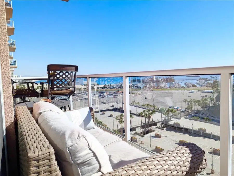 388 E Ocean Boulevard #1117, Long Beach, CA 90802 - #2