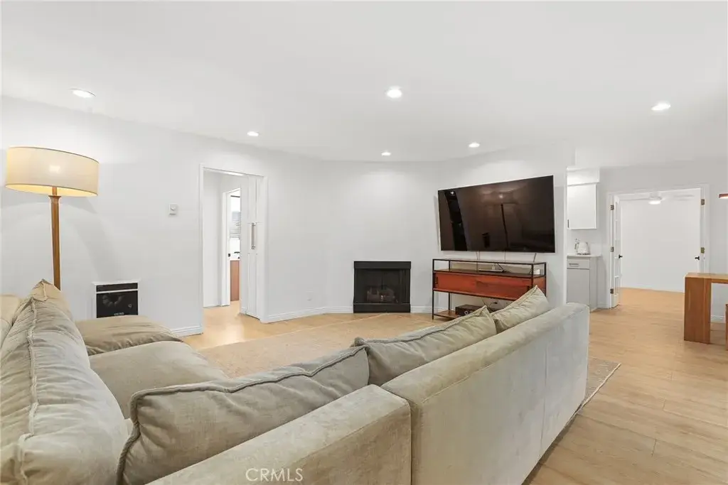 1228 14th Street #103, Santa Monica, CA 90404 - #1