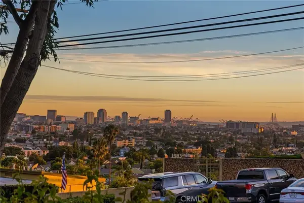 2600 E 20th Street #103A, Signal Hill, CA 90755