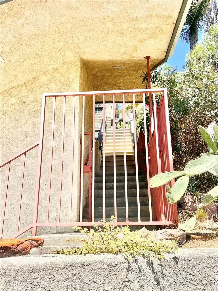109 Tremont, Avalon, CA 90704 - #2