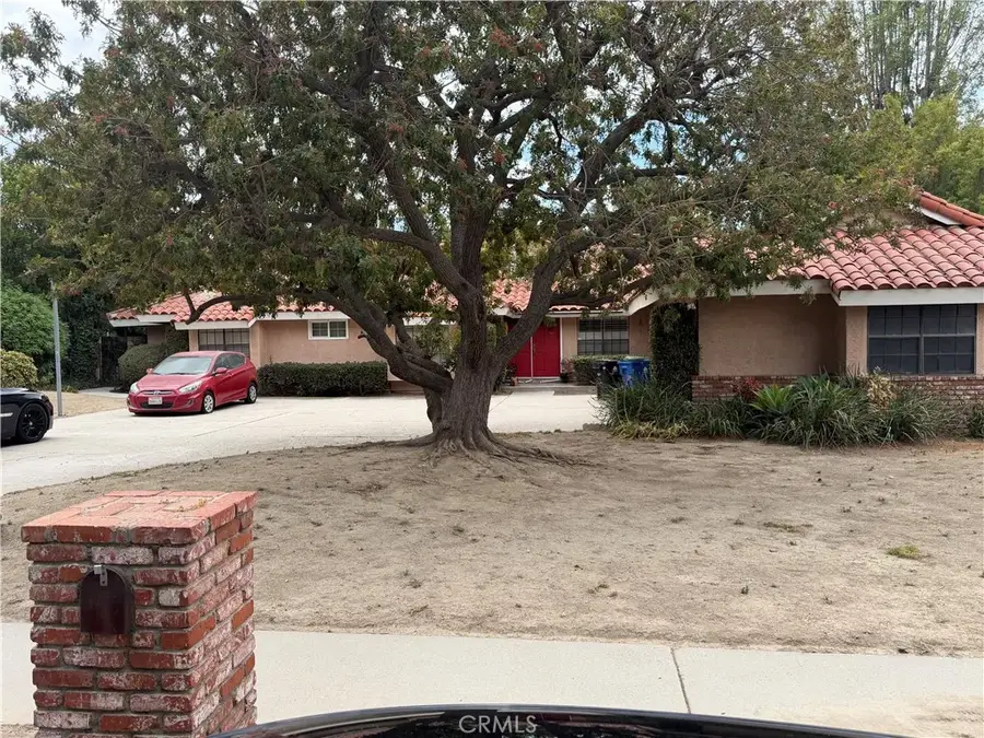 21720 Los Alimos, Chatsworth, CA 91311 - #2