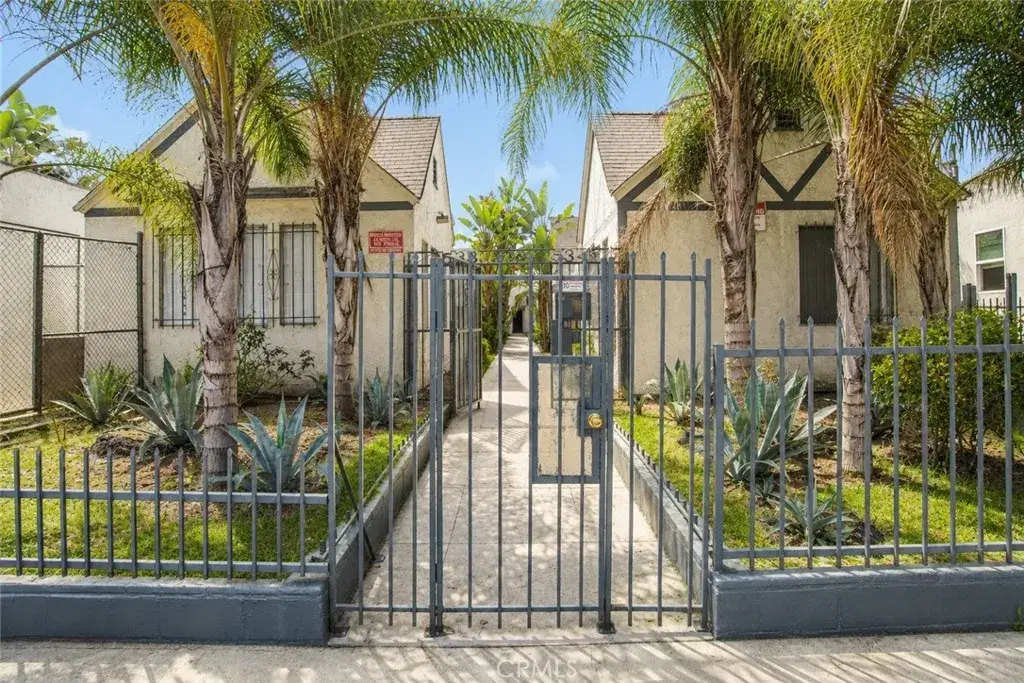 526-534 W 47th St, Los Angeles, CA 90037 - #1