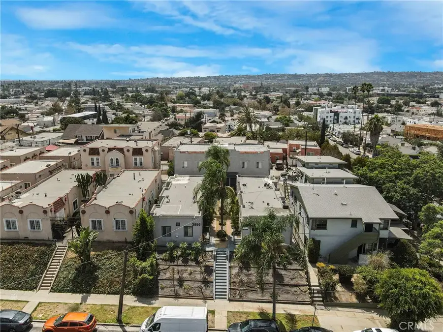 3956 W 27th Street, Los Angeles, CA 90018 - #3