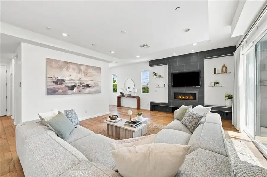 2206 Harriman #A, Redondo Beach, CA 90278 - #3