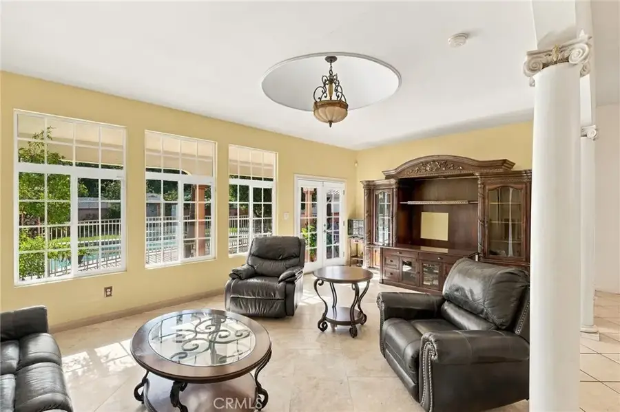 9332 Samoline Avenue, Downey, CA 90240 - #3