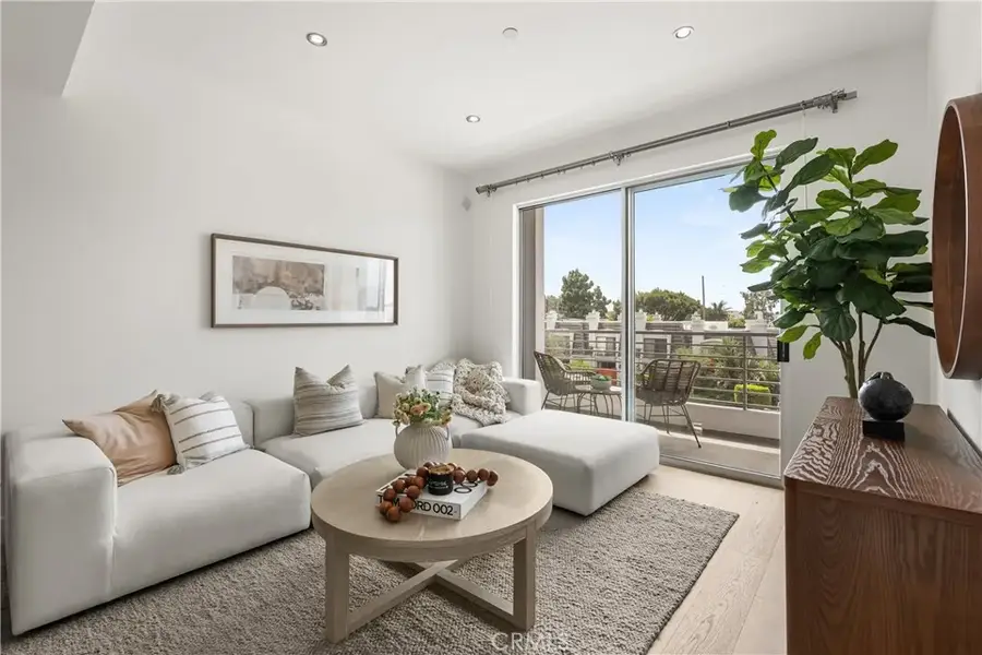 7857 W Manchester Avenue #201, Playa Del Rey, CA 90293 - #3