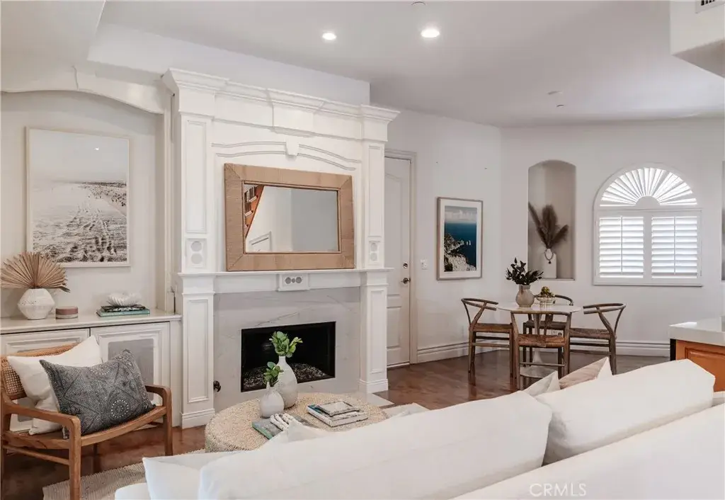 2213 Gates Avenue #A, Redondo Beach, CA 90278 - #1