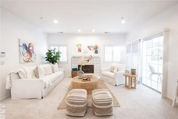 2209 Robinson St #A, Redondo Beach, CA 90278