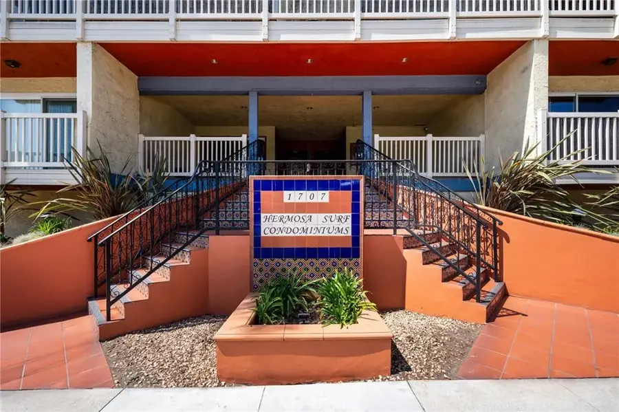 1707 Pacific Coast Highway, #413 #413, Hermosa Beach, CA 90254 - #3