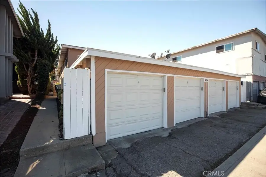 1426 Manhattan Beach, Manhattan Beach, CA 90266 - #2