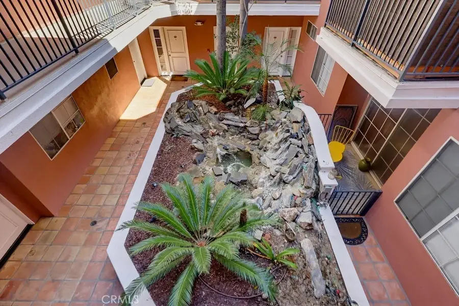 1522 S Saltair Ave #206, Los Angeles, CA 90025 - #2