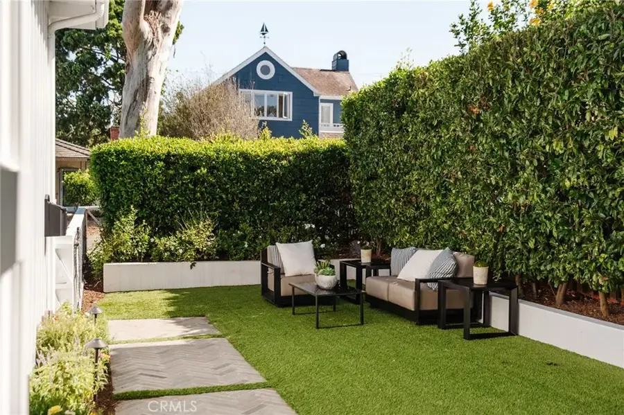 3521 Laurel Avenue, Manhattan Beach, CA 90266 - #3