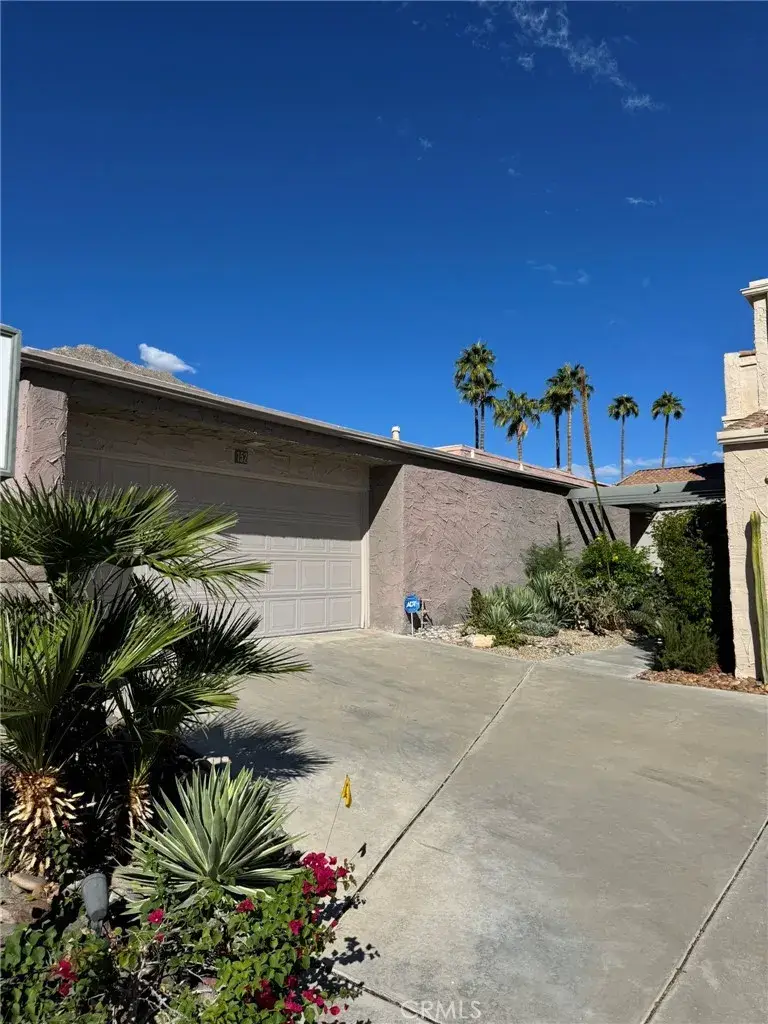 152 E Via Huerto, Palm Springs, CA 92264 - #3