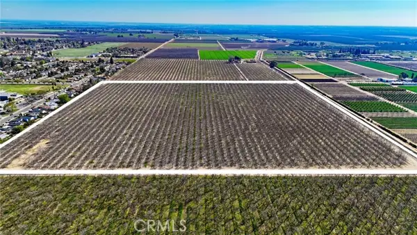 896 N Mariposa, Visalia, CA 93292