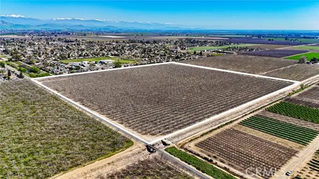 896 N Mariposa, Visalia, CA 93292 - Image #2