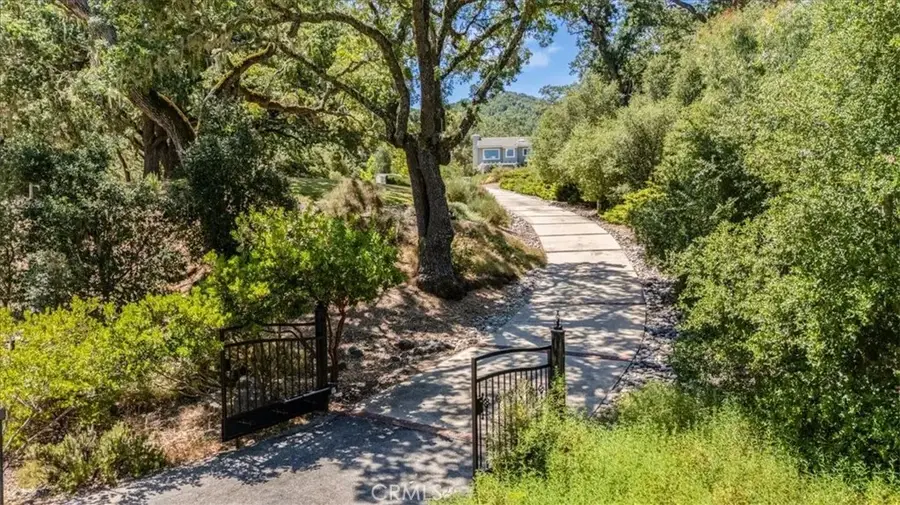 11555 Cenegal Road, Atascadero, CA 93422 - Image #2