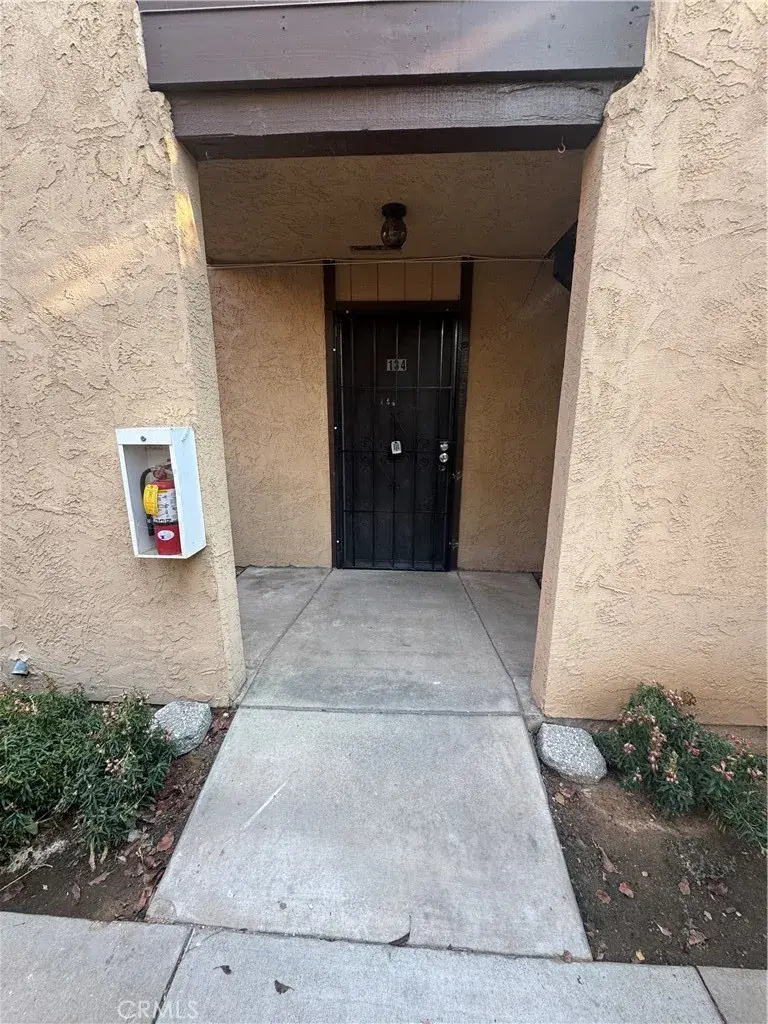 1550 Ashlan #134, Fresno, CA 93705 - Image #1