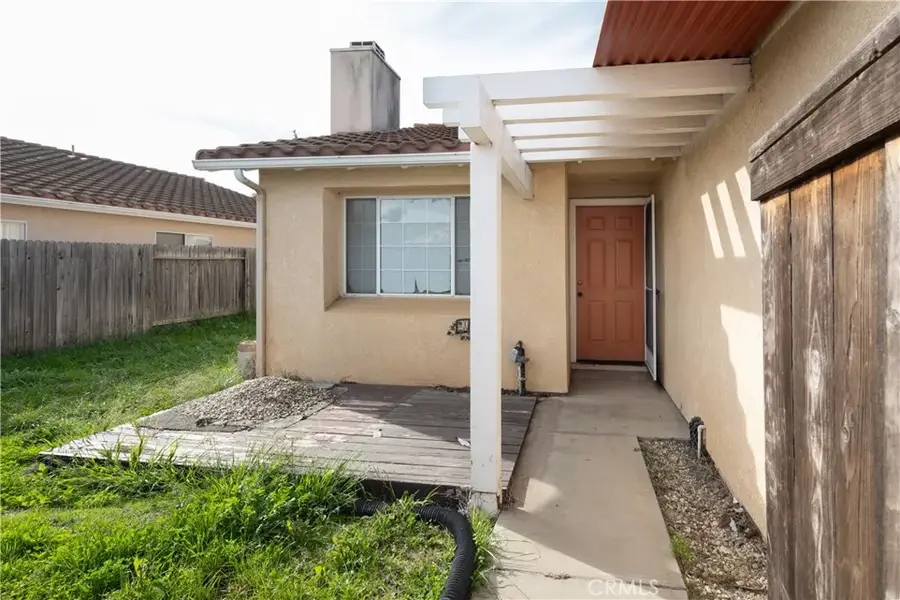 545 E Santa Cruz Court, Santa Maria, CA 93455 - Image #2