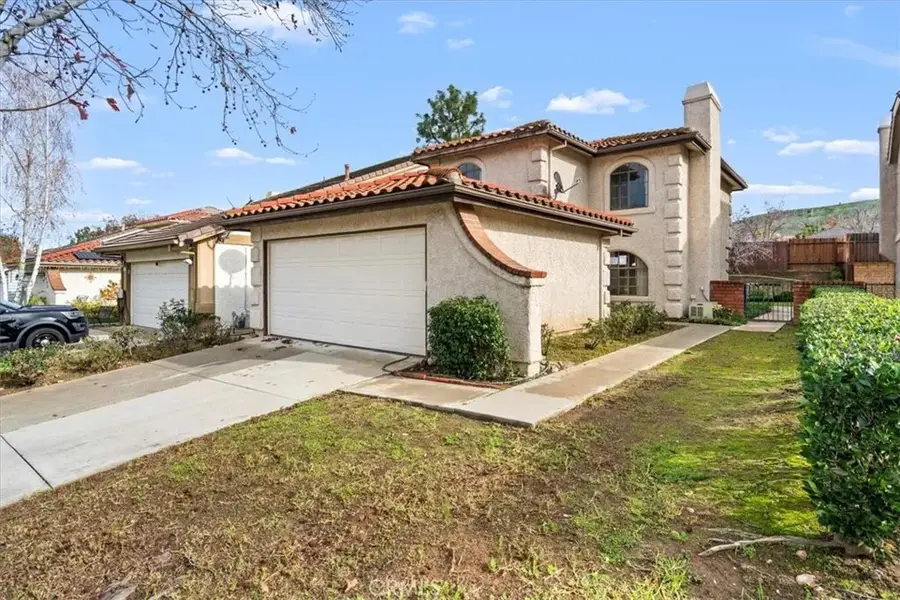 832 Chelsea Court, Simi Valley, CA 93065 - Image #2