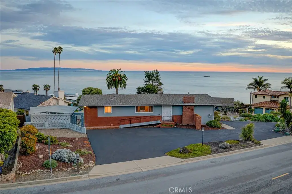 399 El Portal Drive, Pismo Beach, CA 93449 - #1