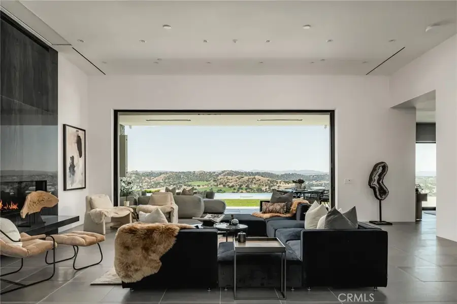 888 Camino Vina, Paso Robles, CA 93446 - #3