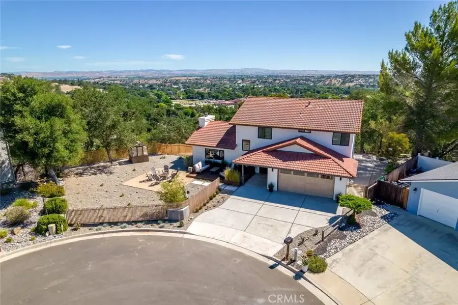 34 Terrace Hill Dr, Paso Robles, CA 93446 - #2