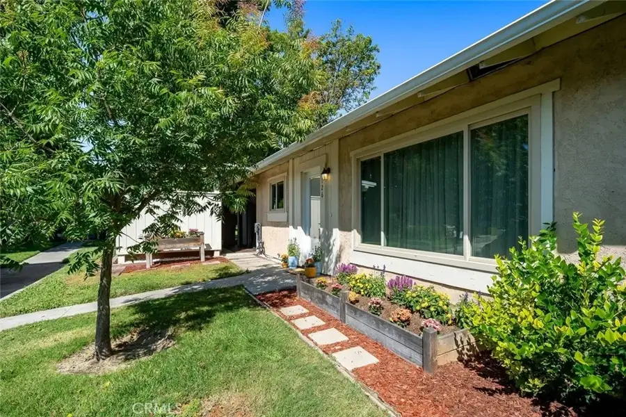126 Flag Way #B, Paso Robles, CA 93446 - #2