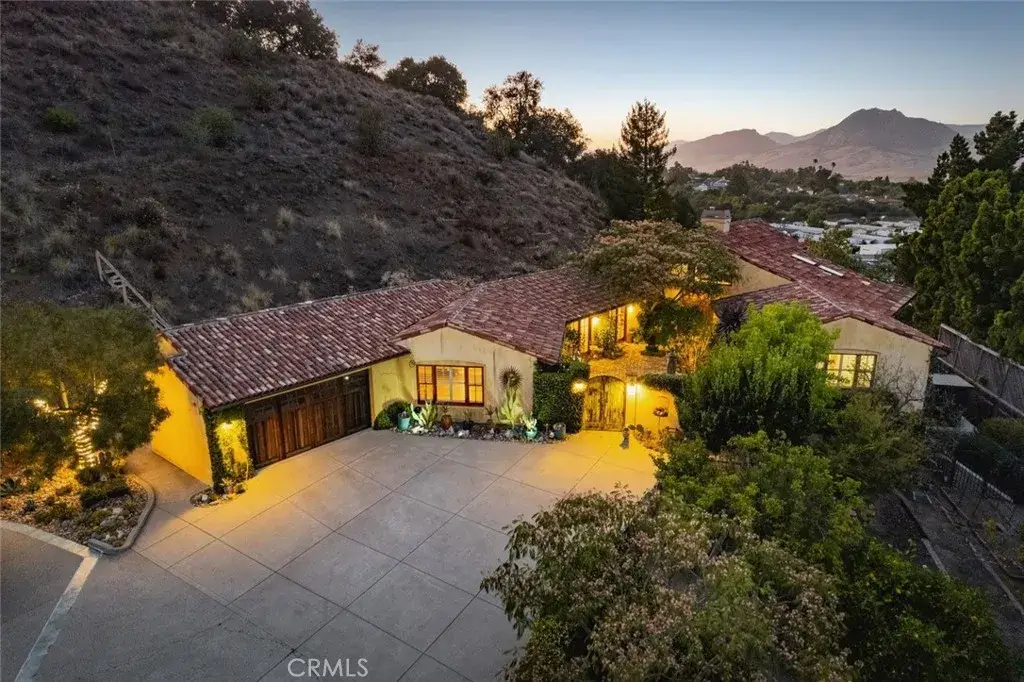 2072 Royal Way, San Luis Obispo, CA 93405 - #1