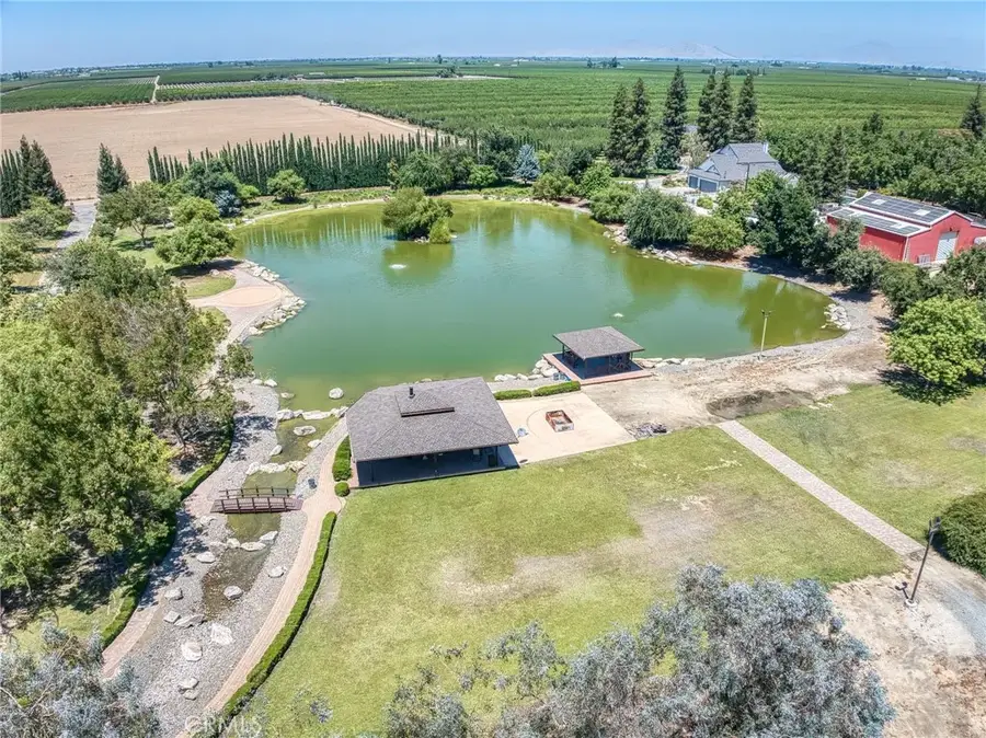 13715 E Nebraska, Kingsburg, CA 93631 - #2