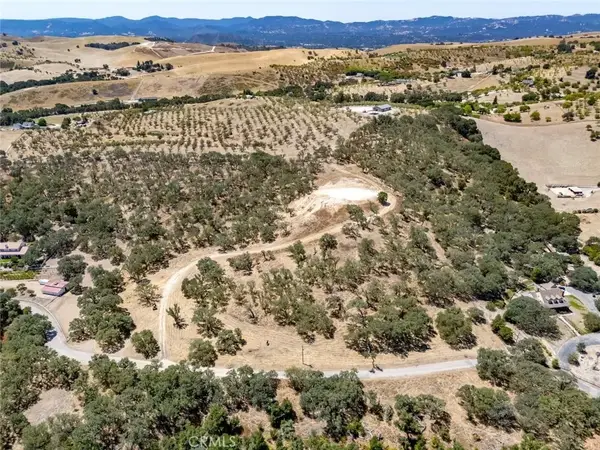 835 Spring Creek Way, Templeton, CA 93465