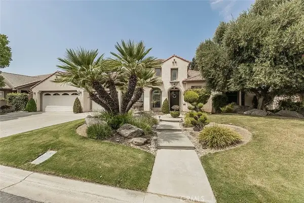 4477 N Quail Lake Drive, Clovis, CA 93619